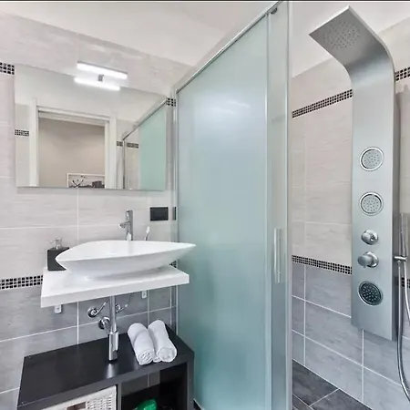 Aurora Apartment Turin